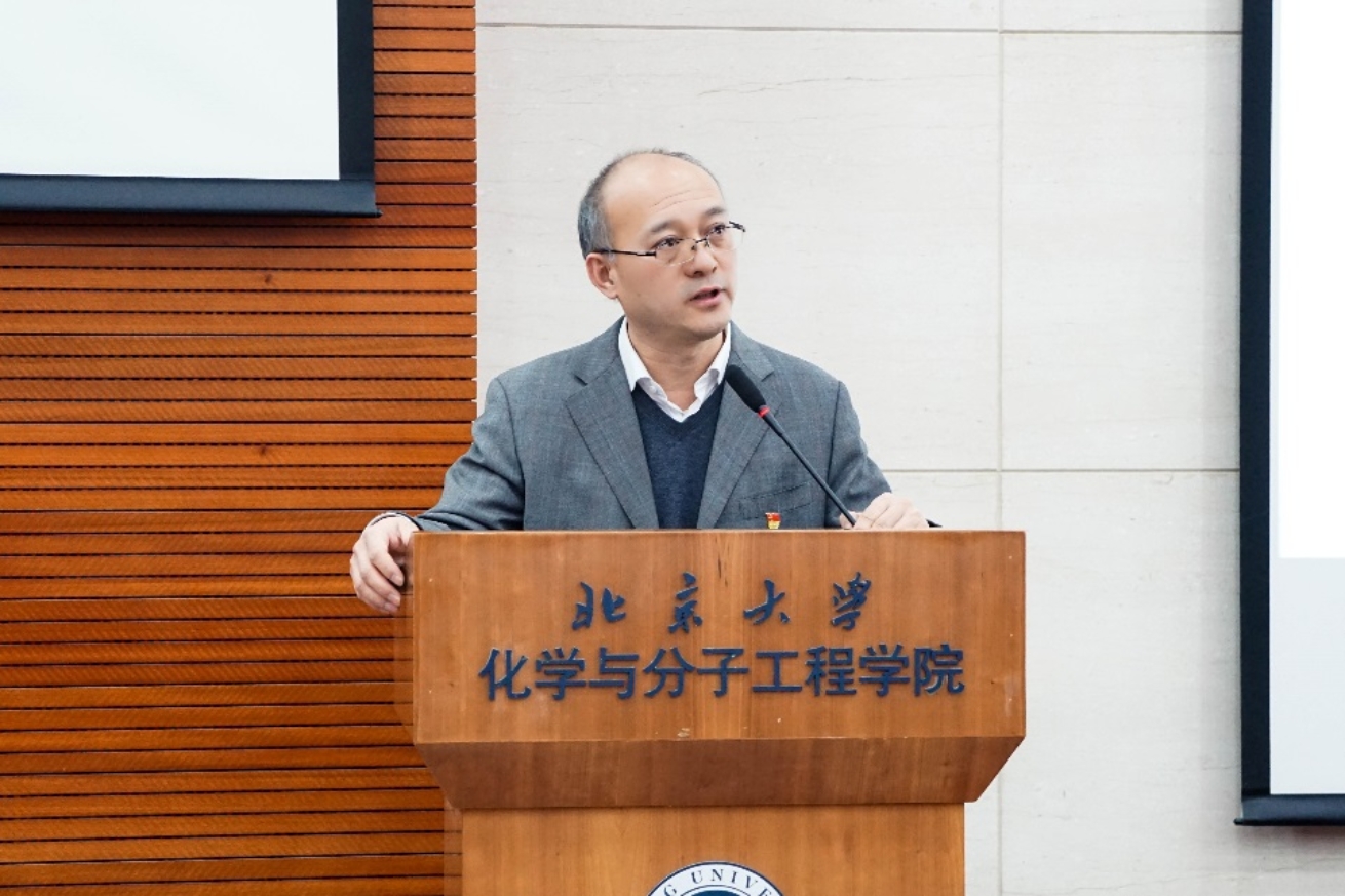 D:\【2018选留】刘展宏\党建工作\澳门新甫京娱乐娱城平台党校\【4】第四期党课\照片\马玉国老师授课.jpg